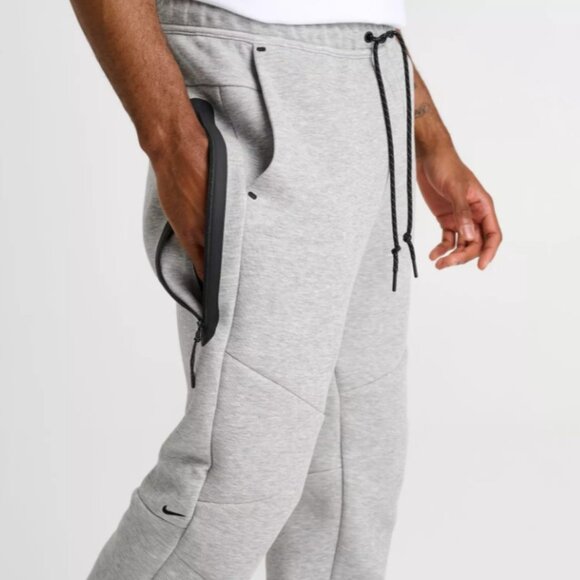 Nike Tech Fleece Gray Men's Size Large Jogger Pants HV0959-063 - Picture 4 of 5